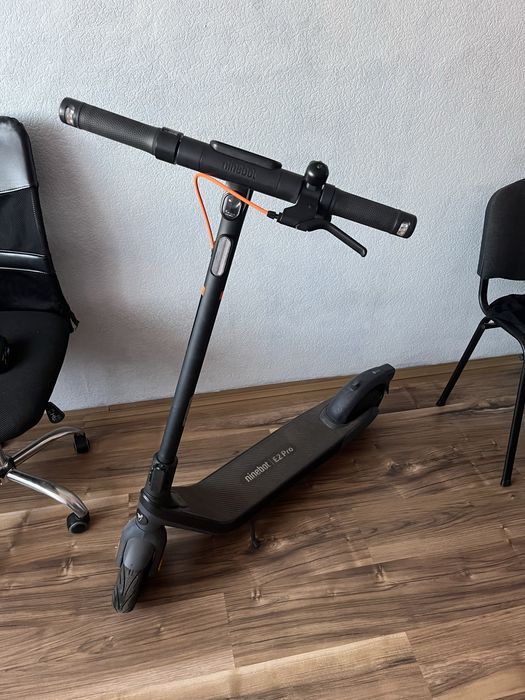 Електросамокат Segway-Ninebot E2 PRO  стан нового