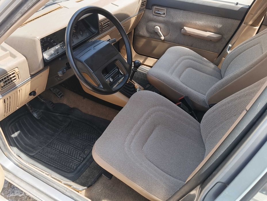 Renault 9 clássico