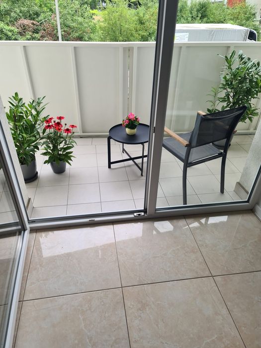 Przytulne i funkcjonalne 2 pokoje z dużym balkonem | Osiedle Malinowe Opole | gotowe do zamieszkania | bez prowizji - Więcej