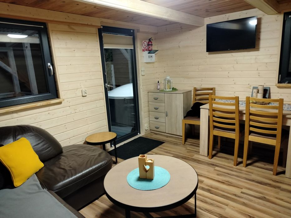 Domek na Kaszubach,BALIA sauna JACUZZI,staw, wieś