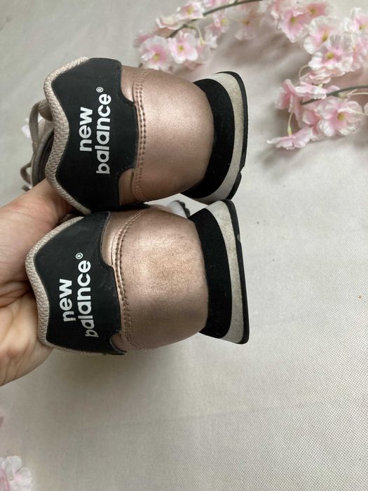 Różowe złoto buty New Balance  rozmiar 40
