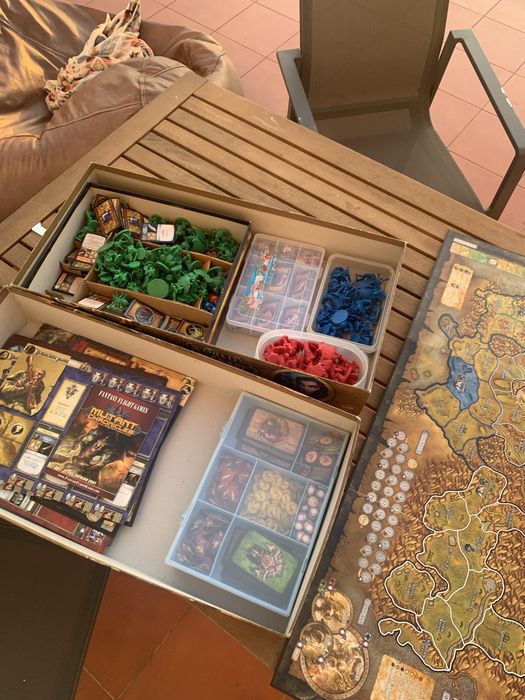 World of Warcraft: The board game 2005