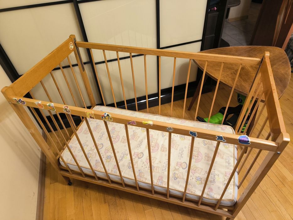 Дитяче ліжко (вживане)