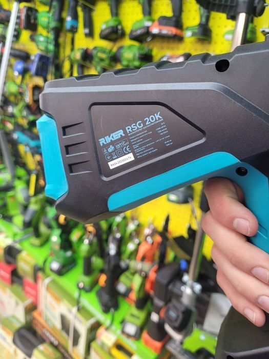 Аккумуляторный краскопульт Riker (Revolt) RSG 20K каркас