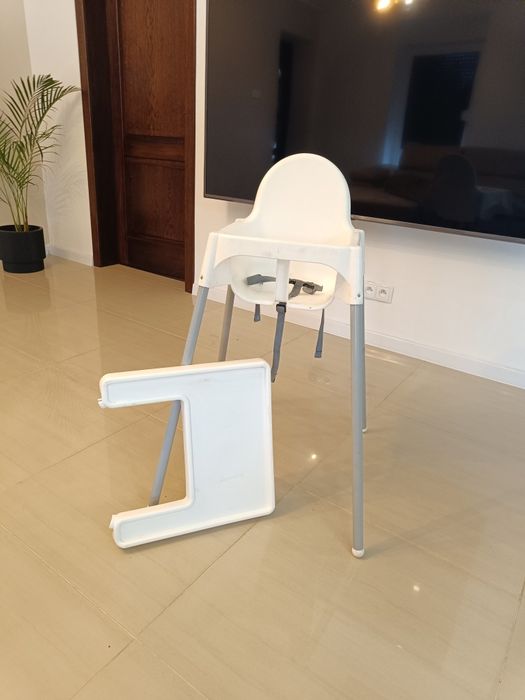 Krzesełko dla dziecka do karmienia