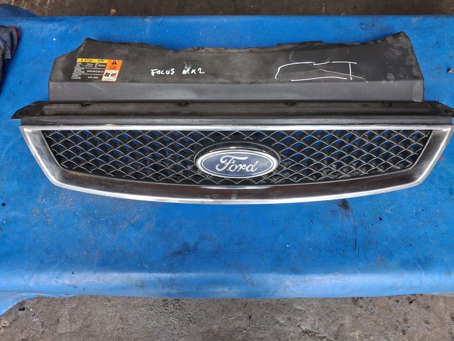 Grill atrapa zderzaka Ford Focus Mk2 przód zamek maski