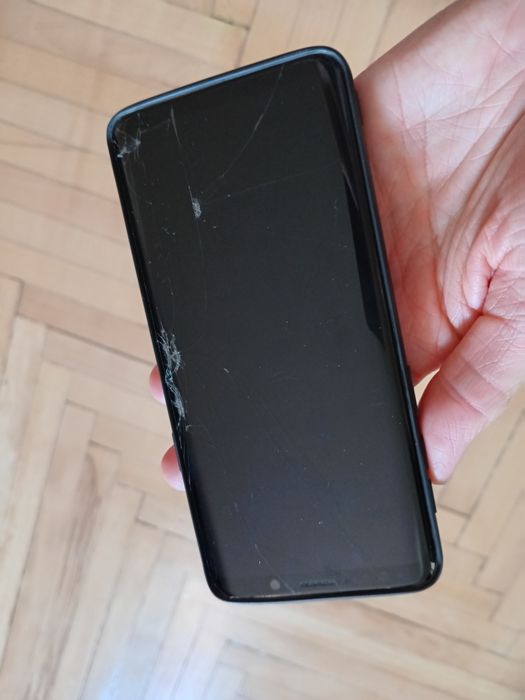 Samsung S9 продам