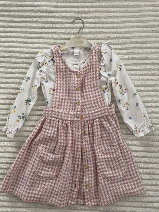 Сарафан для дівчинки