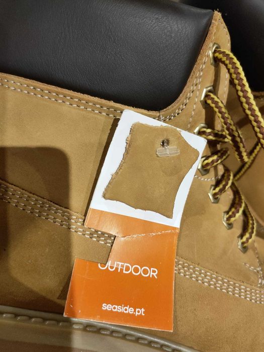 Bota Camel em Camurça estilo Timberland