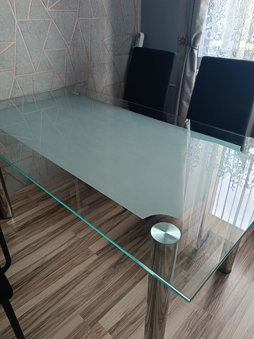 Stół szklany 160x90.