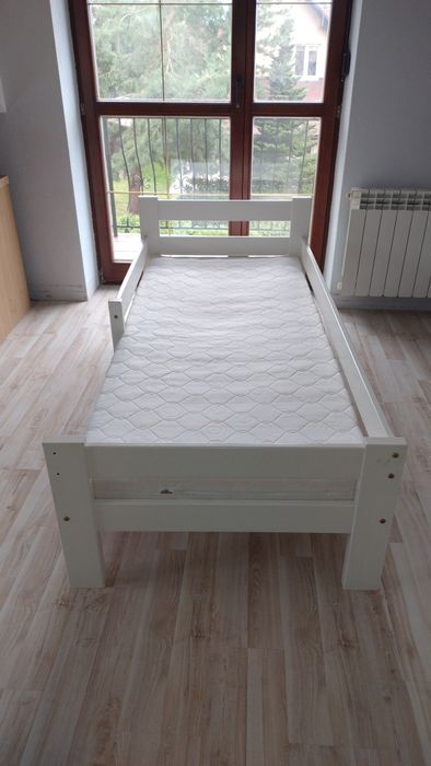 Łóżko dziecięce 180x80  białe