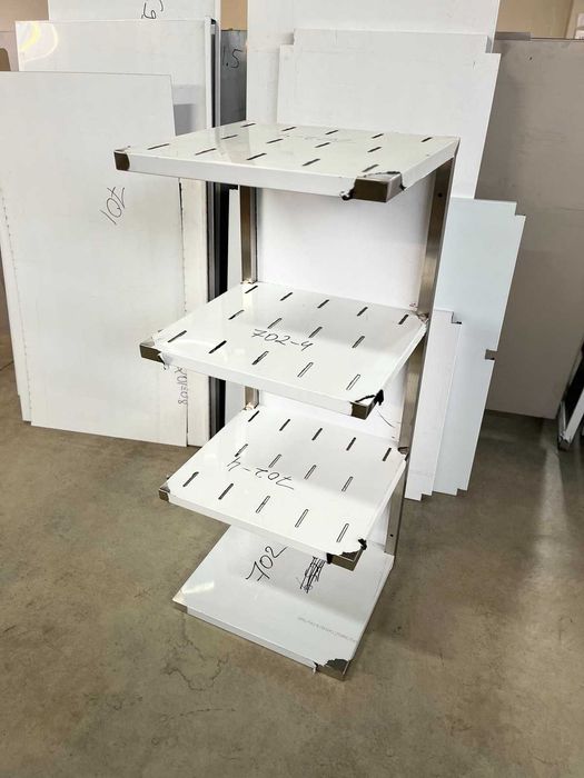 Столи з нержавіючої сталі. Мийки, полиці, стелажі з нержавійки