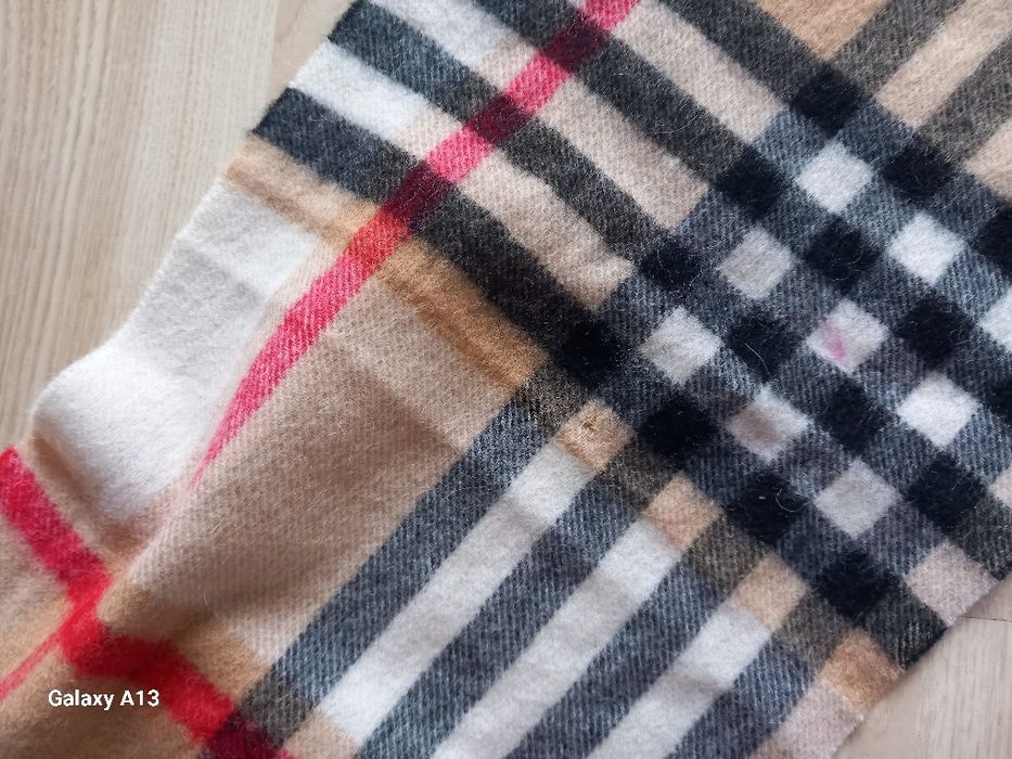 Burberry szalik damski wełniany
