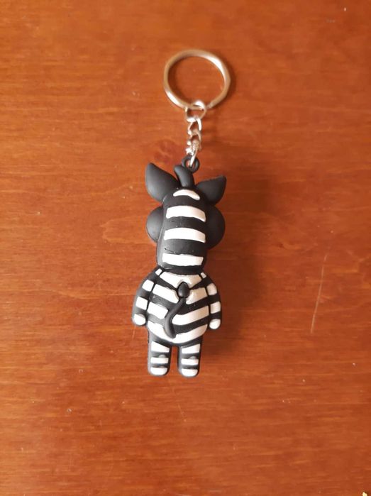 Brelok / breloczek do kluczy / przywieszka do plecaka - zebra 3D
