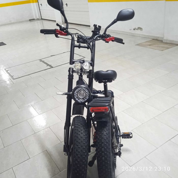 Bicicleta eletrica, nova, 2000 W, 21 Ah, dobrável (no meio)