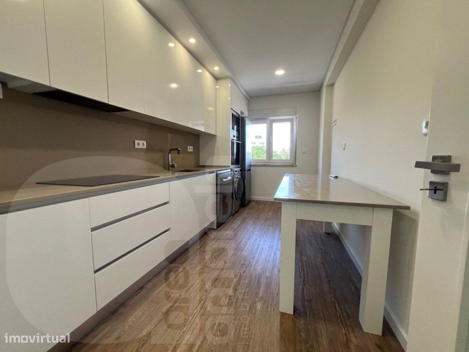 Apartamento T3 totalmente remodelado, Quinta Da Marialva, Corroios