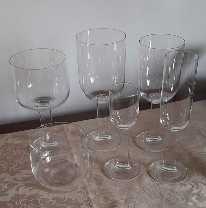 Copos de cristal - design da estilista Fátima Lopes