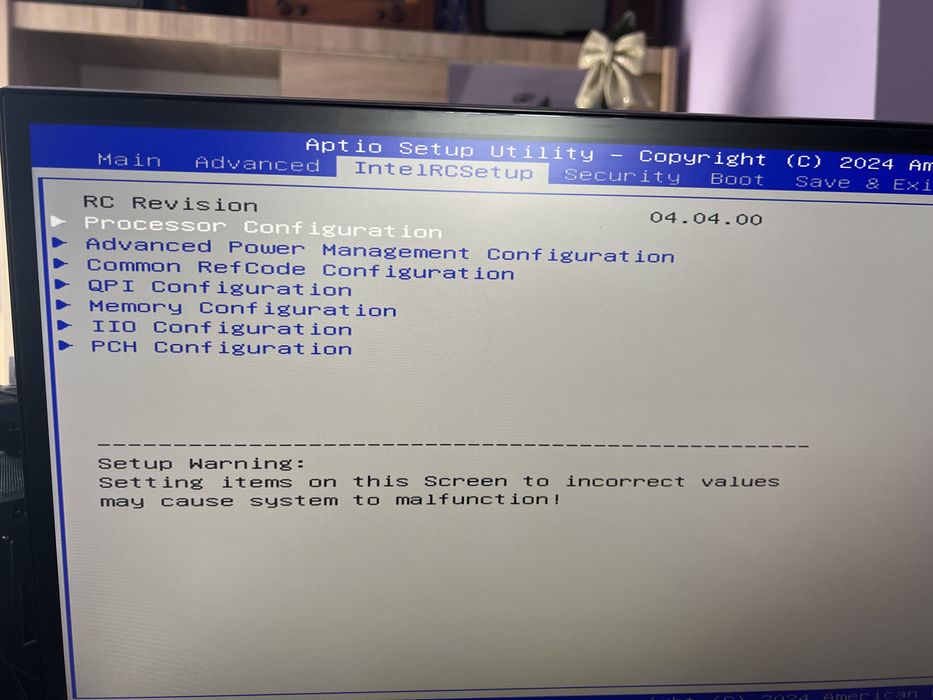 HUANANZHI X99-8D4 DUAL LGA 2011-3 + Xeon E5-2697 v3 + 8 GB DDR4
