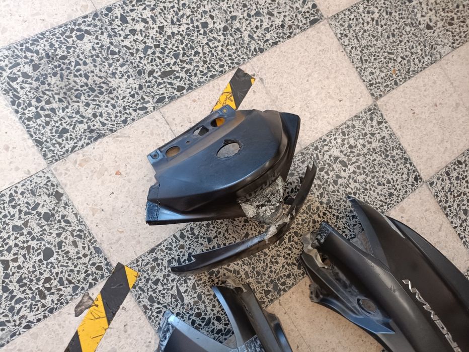 Carenagens Suzuki Burgman 125