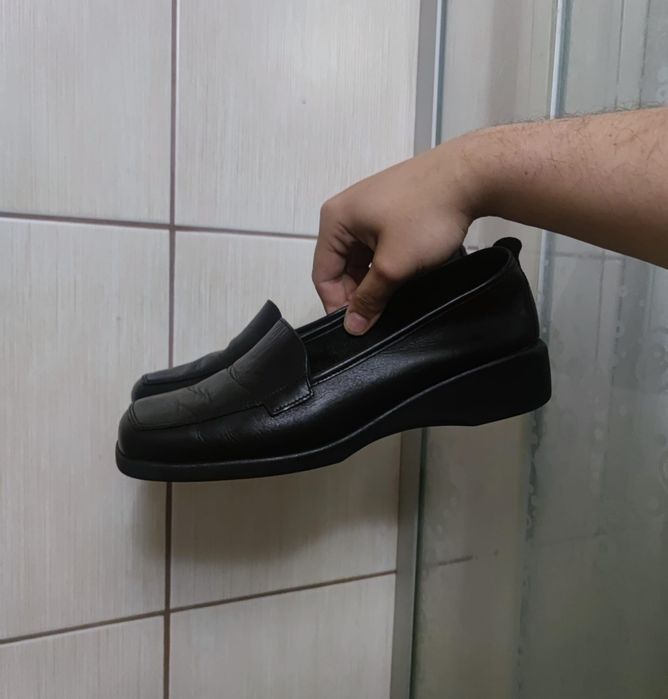 buty damskie 40 S Wave  mokasyny półbuty czarne eleganckie ciemne czół