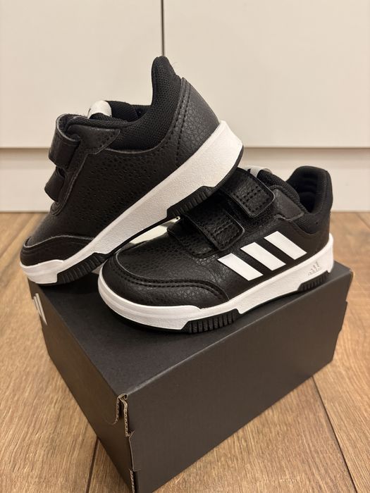 Кросівки дитячі Адідас 23 розмір (Adidas 23,5 EU) демісезон