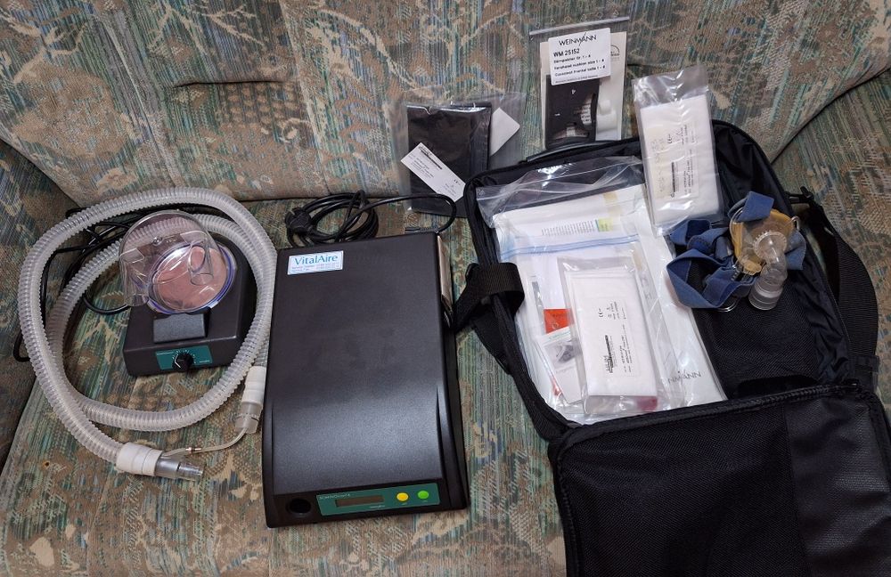 Aparat CPAP Weinmann SomnoTron 4 na bezdech + PODGRZEWACZ (Bogaty Zestaw)