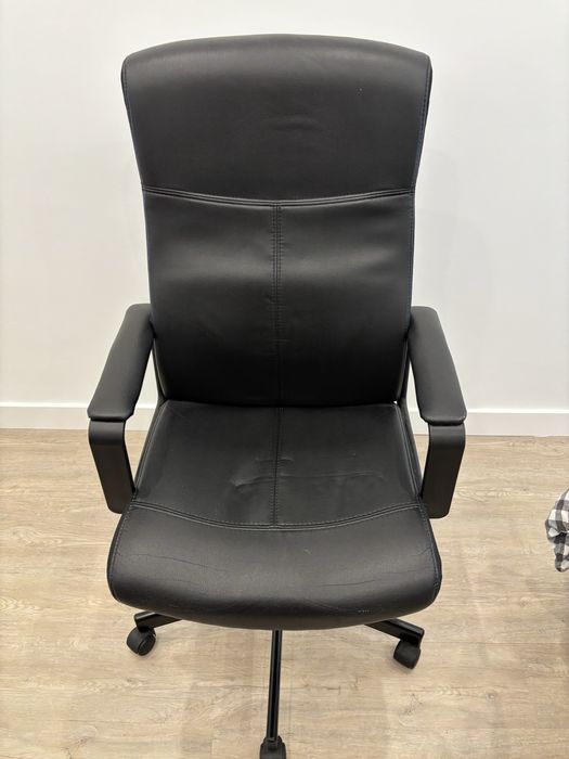 Cadeira de escritório ajustável