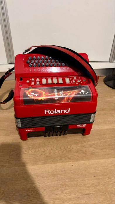 Concertina roland fr18