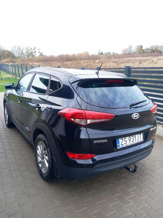 Hyundai Tucson 1,7 diesel -2015-157 tys km- bezwypadkowy-salon Polska.