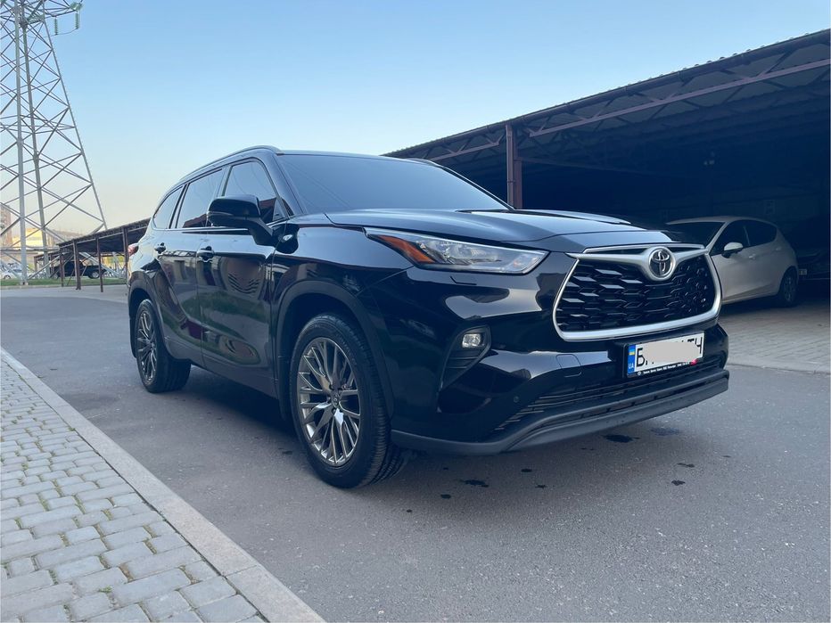 Продам Toyota Highlander