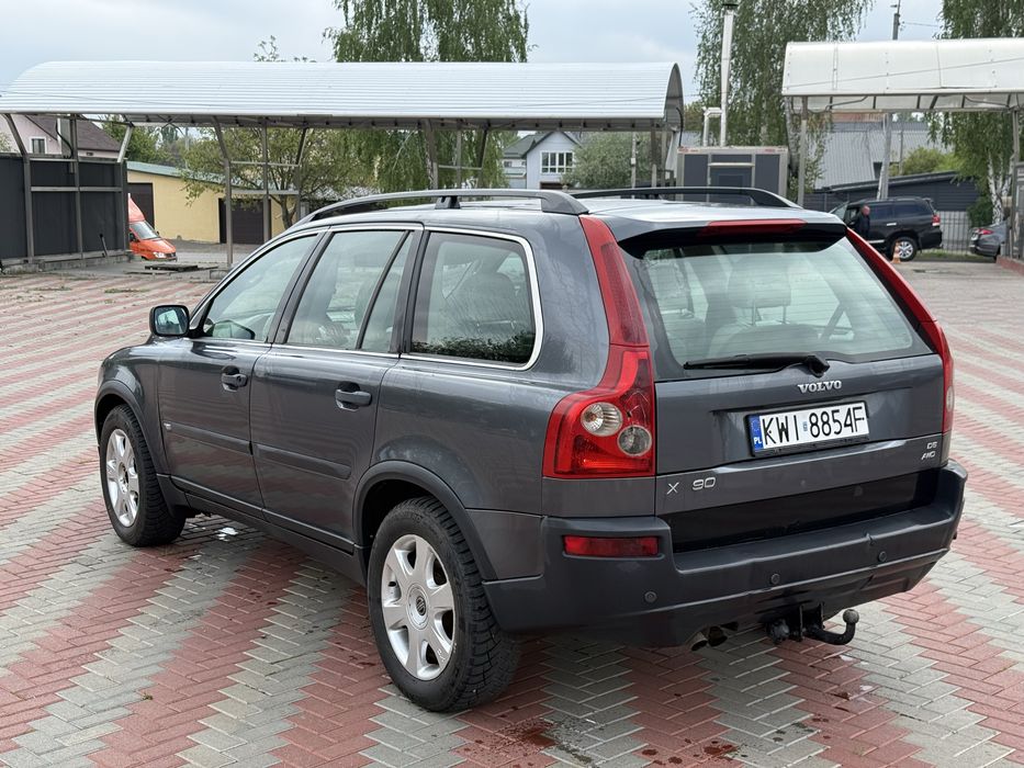 Продам Volvo XC90