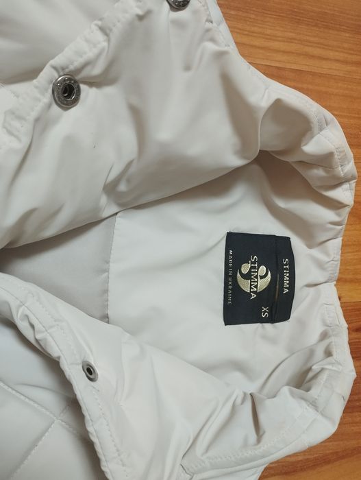 Продам демісезонну куртку