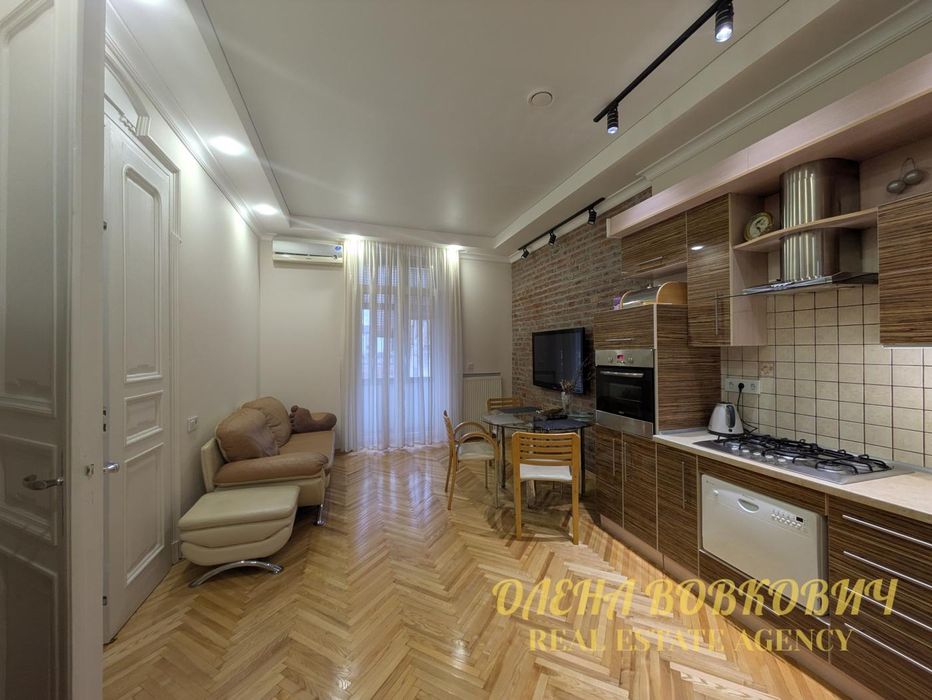 Оренда 2-к.кв. в центрі, вул. Кардинала Любомира Гузара