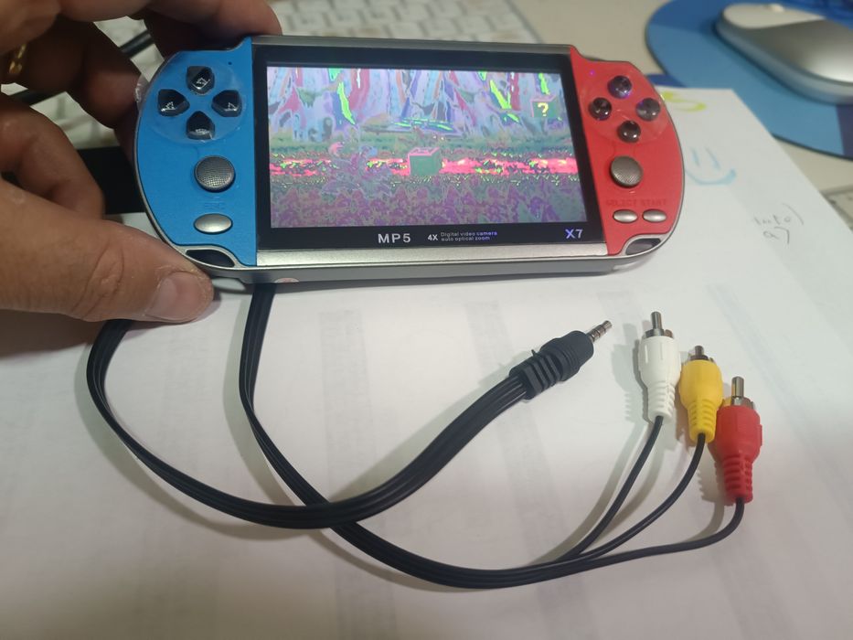 Consola de Jogos Portátil