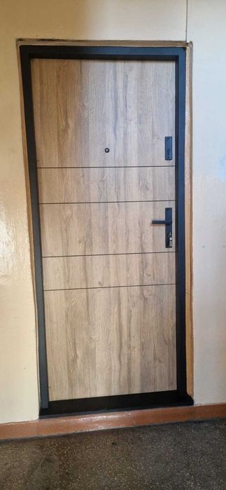 Promocja! Drzwi wewnątrzklatkowe z montażem!!