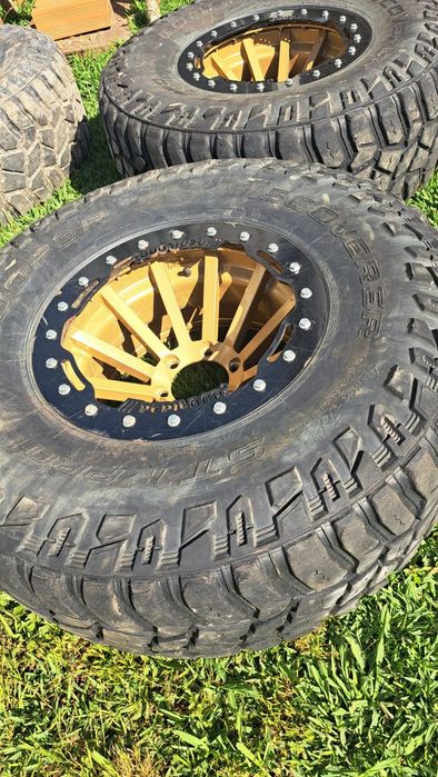 Jantes beadlock  17 6x139.7