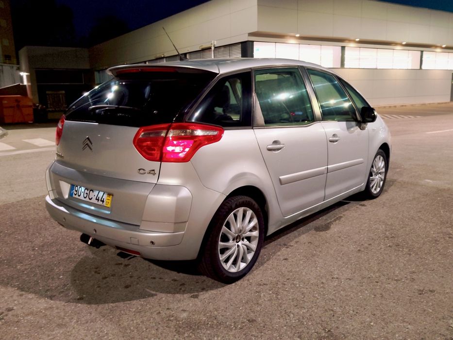 Citroën C4 Picasso 2008 — photo 4