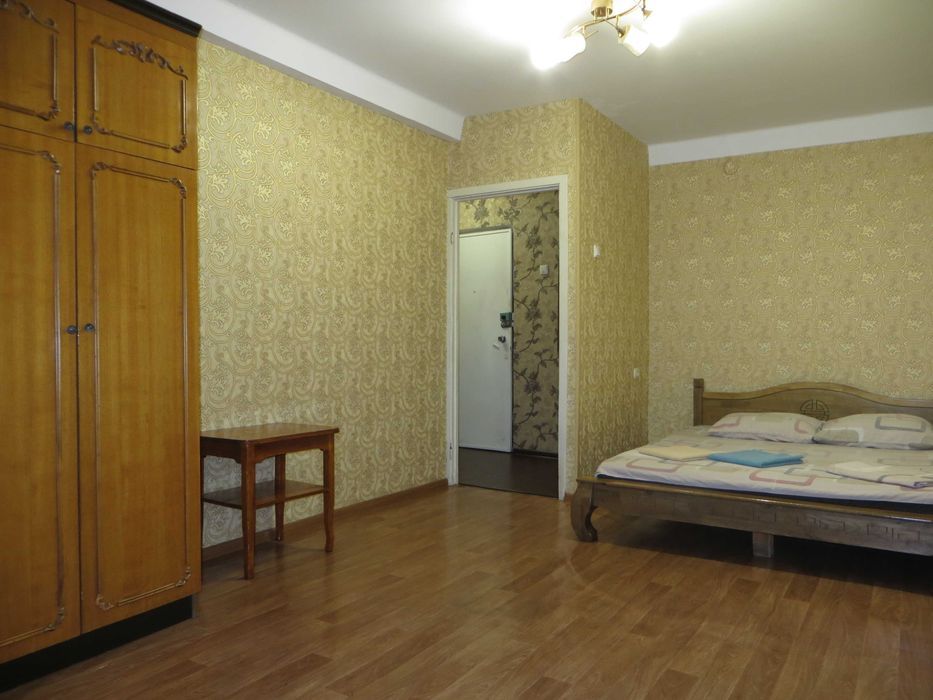 ст. метро "Героев Днепра"- 1 мин. ТЦ «Oasis». проспект Оболонский - 43