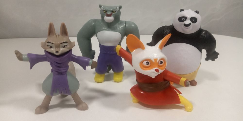 Panda, Tartaruga ninja, Smurfs, Minions, Pikachu detetive, Supermario,