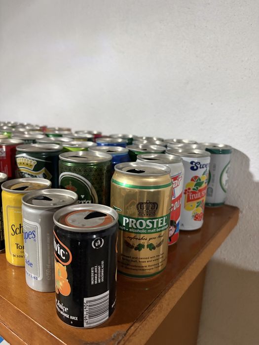 Latas antigas