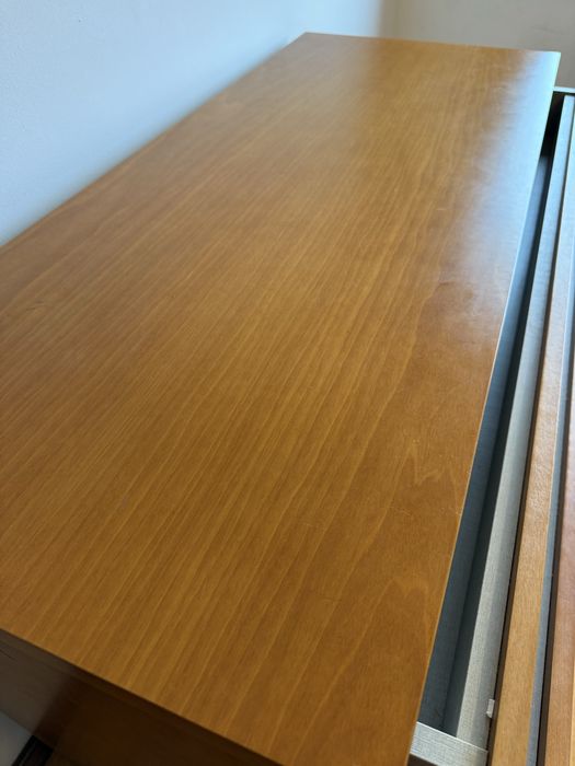 Cómoda 4 gavetas – excelente estado