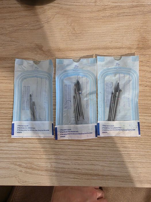 Zestaw frezów do manicure i pedicure