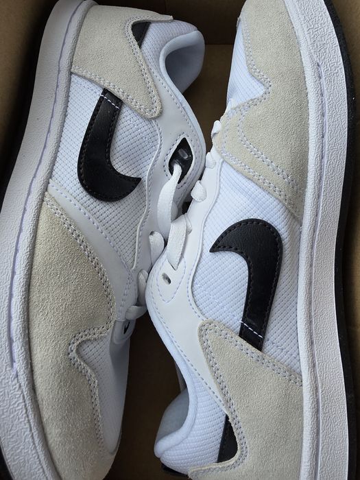 Nowe Nike SB Alleyoop White/Black