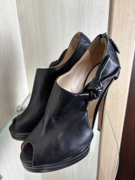Casadei туфлі босоніжки