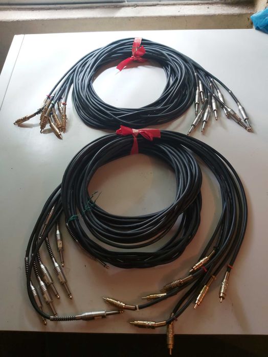 8 Pares de cabos de Áudio Analógico