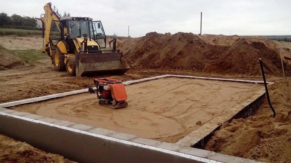 Usługi mini koparką , koparko-ładowarką ,manitou