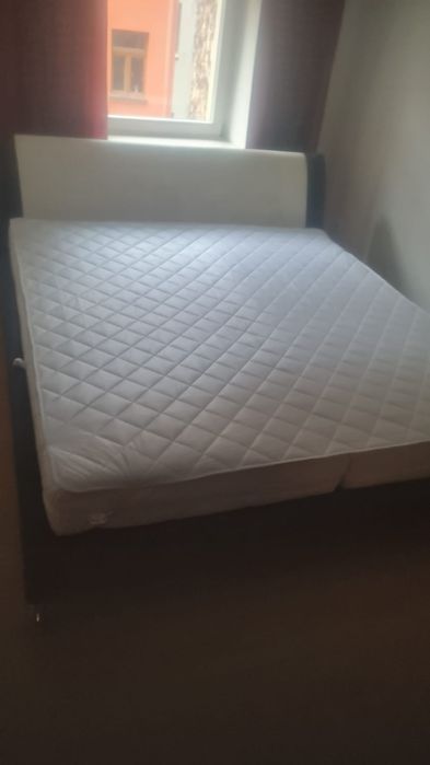 Łóżko 180x 200 Czarno - Białe