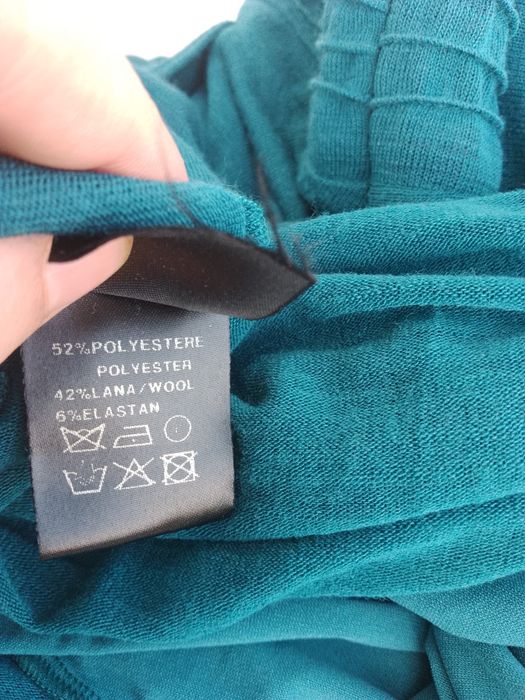 Sukienka vintage retro z wełna na długi rękaw