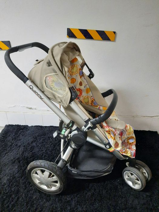 Carro Bebe Quinny buzz + Ovo