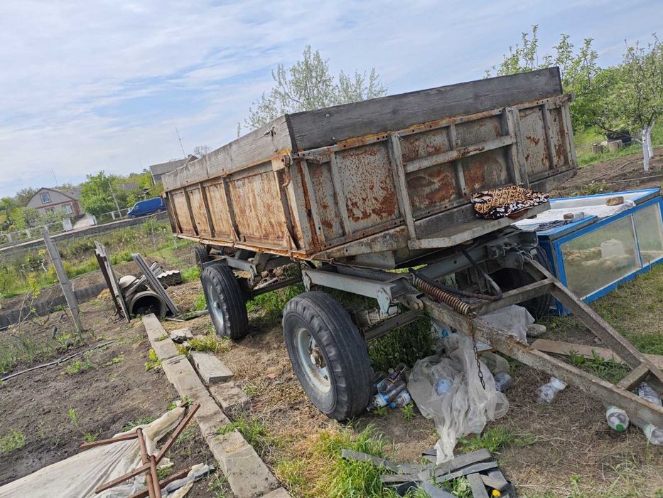 Тракторний прицеп 2ПТС-4М